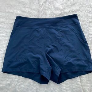 Womens Large patagonia shorts